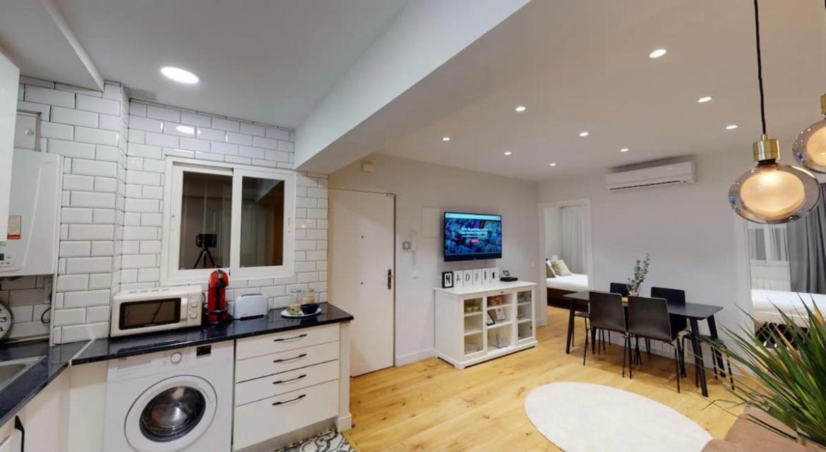 Edsam Brown Madrid Appartement Buitenkant foto