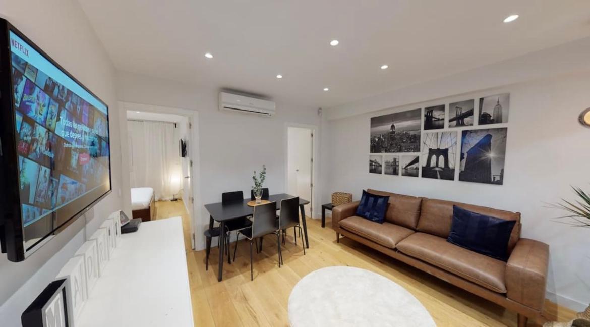 Edsam Brown Madrid Appartement Buitenkant foto